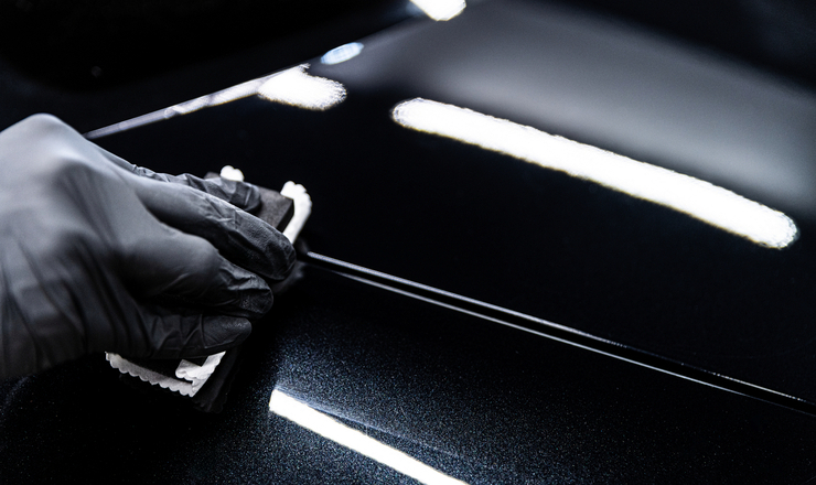 コーティングをしている画像